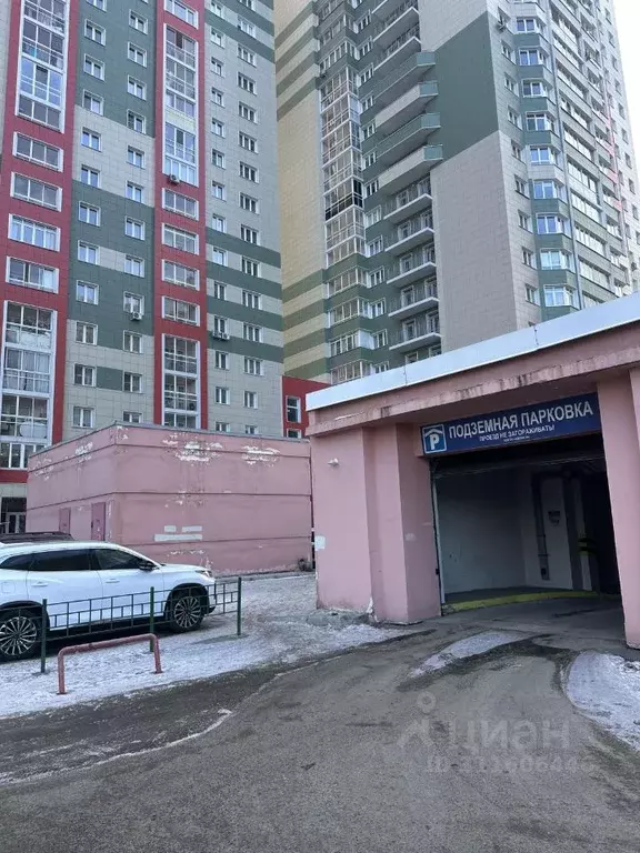 Гараж в Красноярский край, Красноярск ул. Алексеева, 50 (16 м) - Фото 1