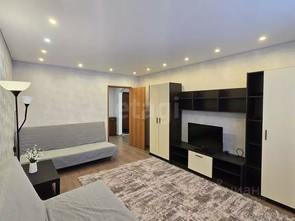 1-к кв. Тюменская область, Тюмень ул. Николая Семенова, 21 (43.4 м) - Фото 2