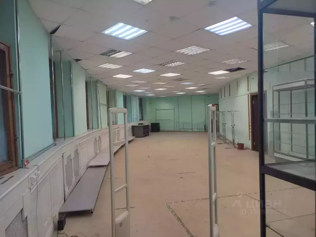 Помещение свободного назначения в Санкт-Петербург наб. Обводного ... - Фото 1