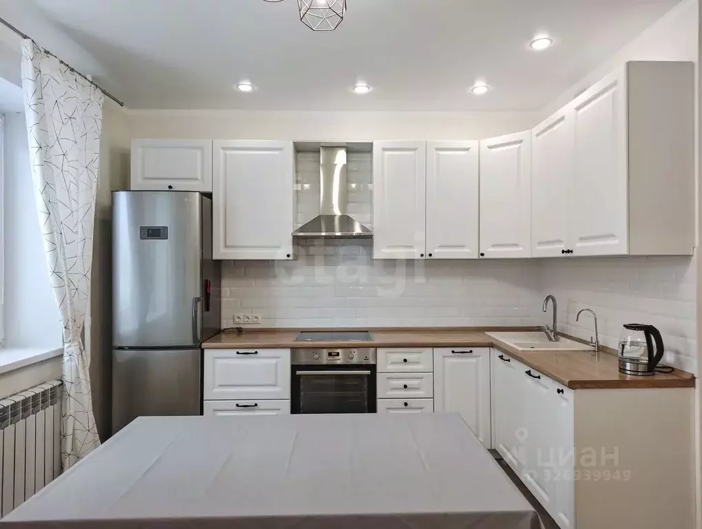 3-к кв. Тюменская область, Тюмень ул. Мельникайте, 32к2 (80.2 м) - Фото 1