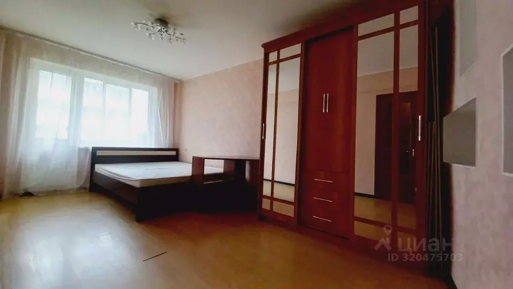 3-к кв. Брянская область, Брянск ул. Горбатова, 15 (63.0 м) - Фото 1