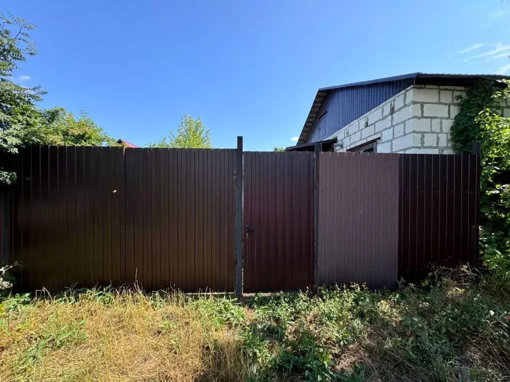 Дом в Белгородская область, Валуйский городской округ, Уразово рп ул. ... - Фото 0