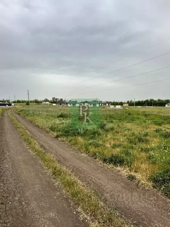 Участок в Крым, Симферопольский район, с. Урожайное, Имени Александра ... - Фото 0