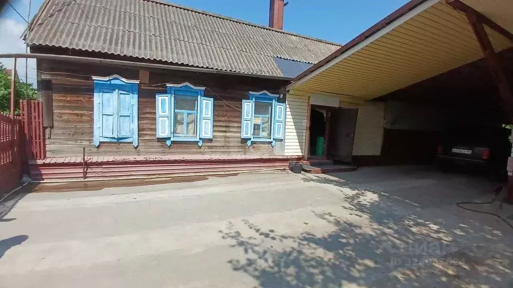 Дом в Саратовская область, Энгельсский район, Красноярское ... - Фото 1