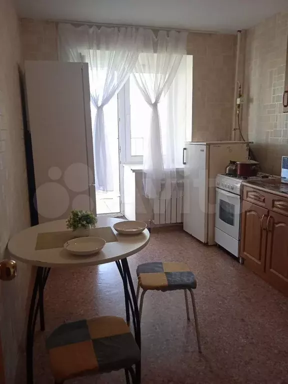 1-к. квартира, 42 м, 9/9 эт. - Фото 1