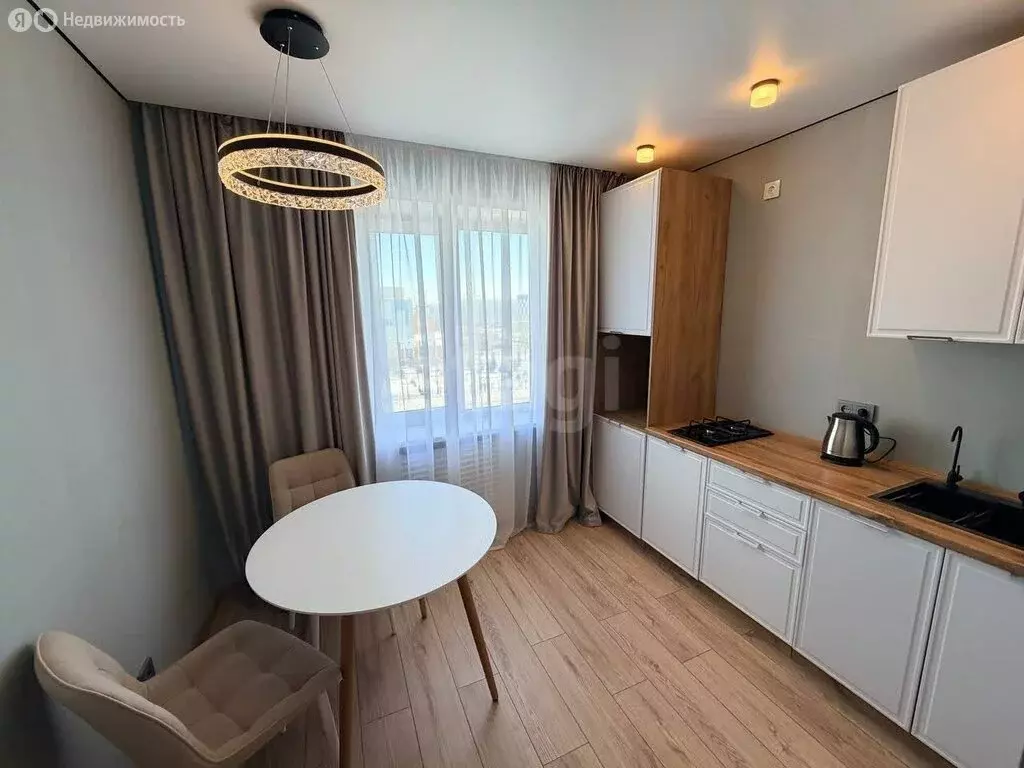 1-комнатная квартира: Курган, жилой район Заозёрный, 1-й микрорайон, ... - Фото 2