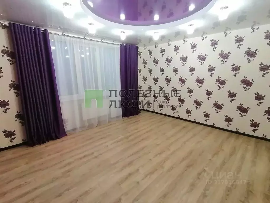 3-к кв. Саратовская область, Саратов Лунная ул., 28 (95.2 м) - Фото 0