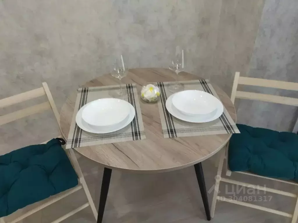 Студия Ростовская область, Ростов-на-Дону ул. Ларина, 45с6 (35.0 м) - Фото 1