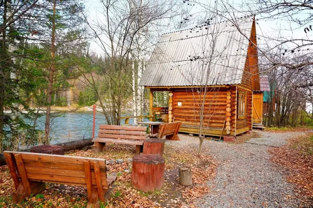 Дом в Алтай, Турочакский район, с. Турочак Береговая ул., 30 (30 м) - Фото 0