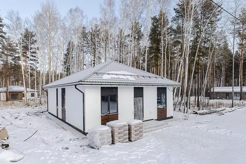 Коттедж в Свердловская область, Полевской городской округ, с. ... - Фото 1