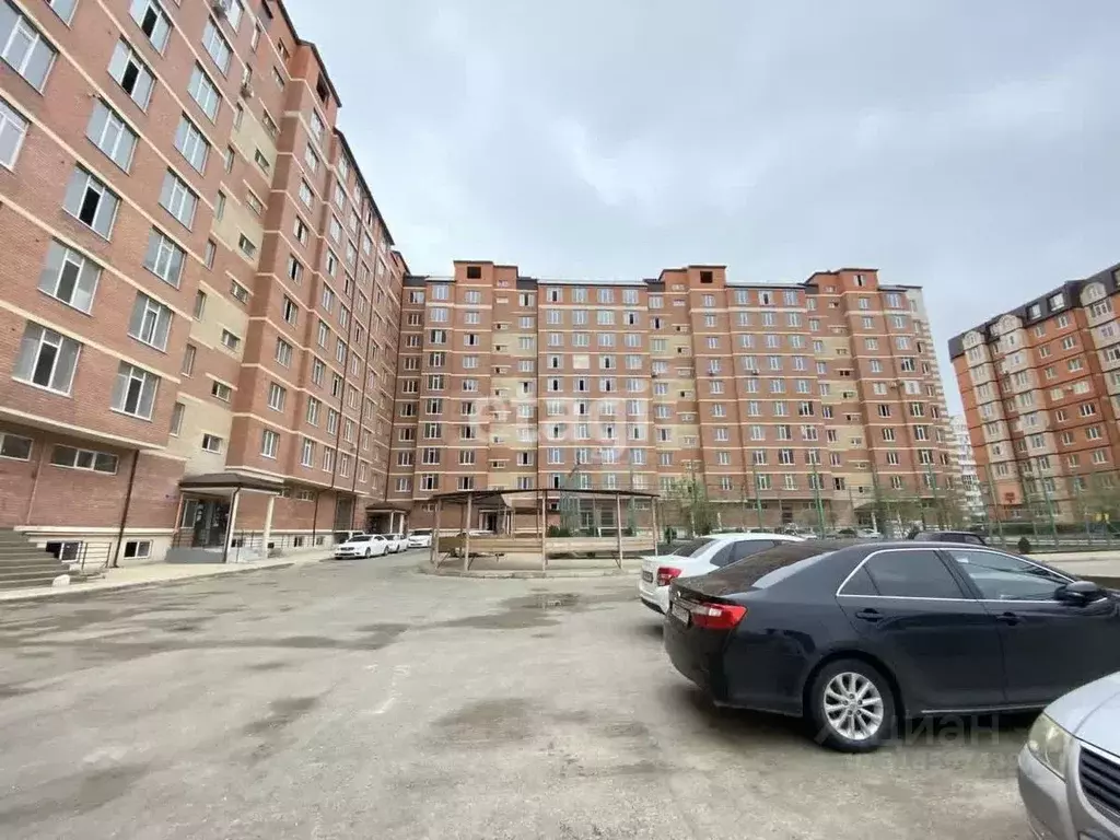 1-к кв. Дагестан, Каспийск ул. Ленина, 88 (52.0 м) - Фото 0