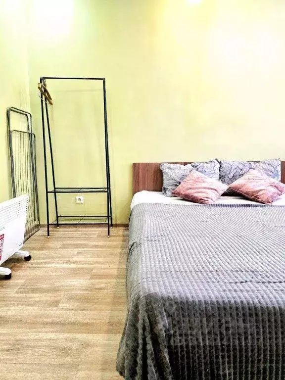 1-к кв. Орловская область, Орел ул. Левый Берег реки Оки, 57 (25.0 м) - Фото 0