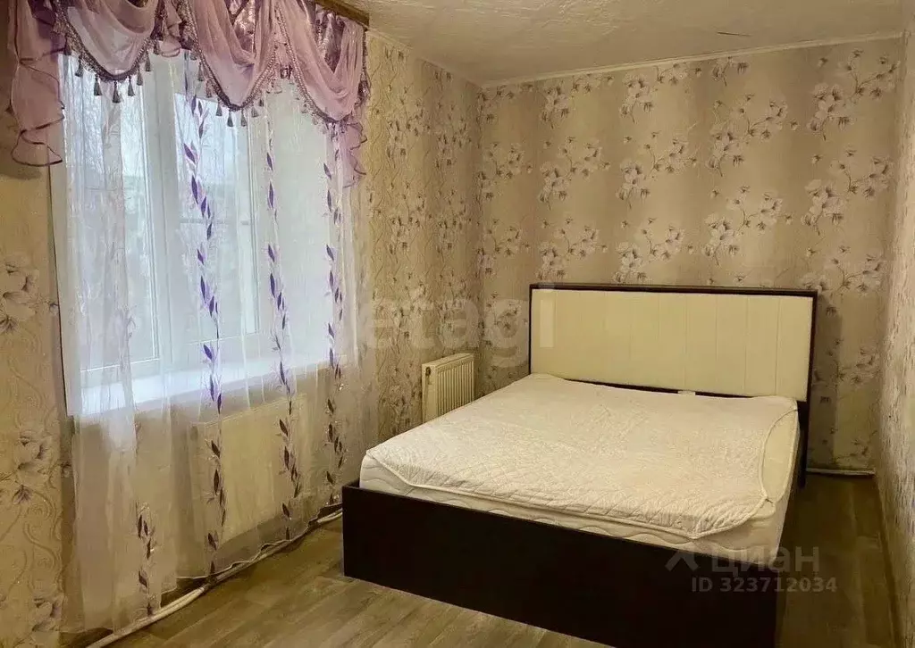 2-к кв. Псковская область, Остров Пригородная ул., 8 (39.8 м) - Фото 1