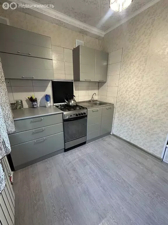 3-комнатная квартира: Березники, улица 30 лет Победы, 43 (59 м) - Фото 1