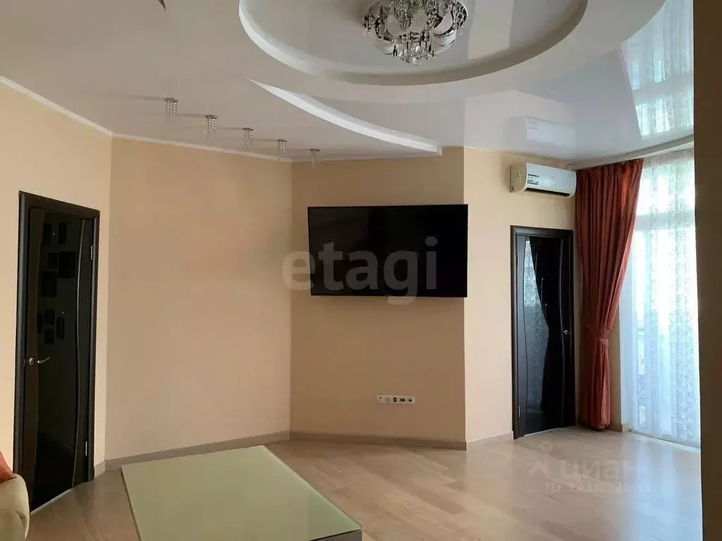 3-к кв. Приморский край, Владивосток ул. Кирова, 25Е (79.0 м) - Фото 1