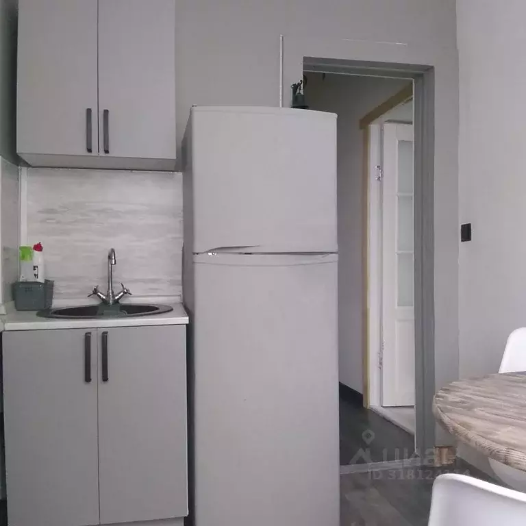 3-к кв. Ульяновская область, Ульяновск просп. Нариманова, 5 (66.0 м) - Фото 2