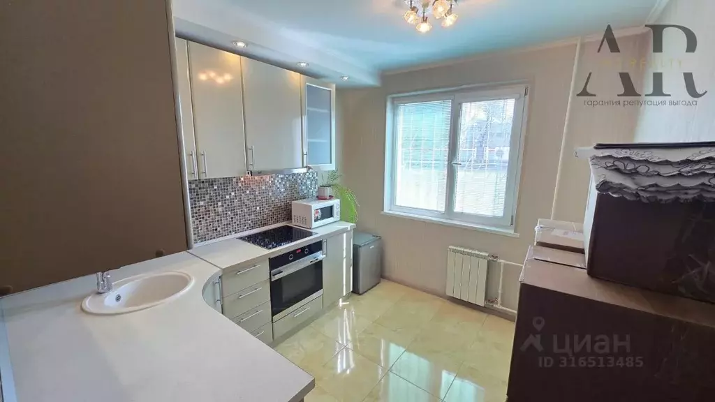 2-к кв. Москва Варшавское ш., 152К2 (50.4 м) - Фото 0