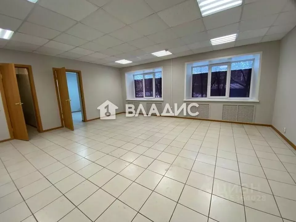 Помещение свободного назначения в Ярославская область, Рыбинск ... - Фото 0