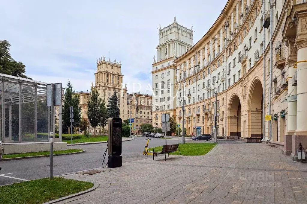 Квартира, 4 комнаты, 140 м - Фото 1