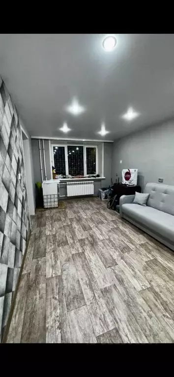 1-к кв. Татарстан, Зеленодольск ул. Фрунзе, 26 (32.0 м) - Фото 1