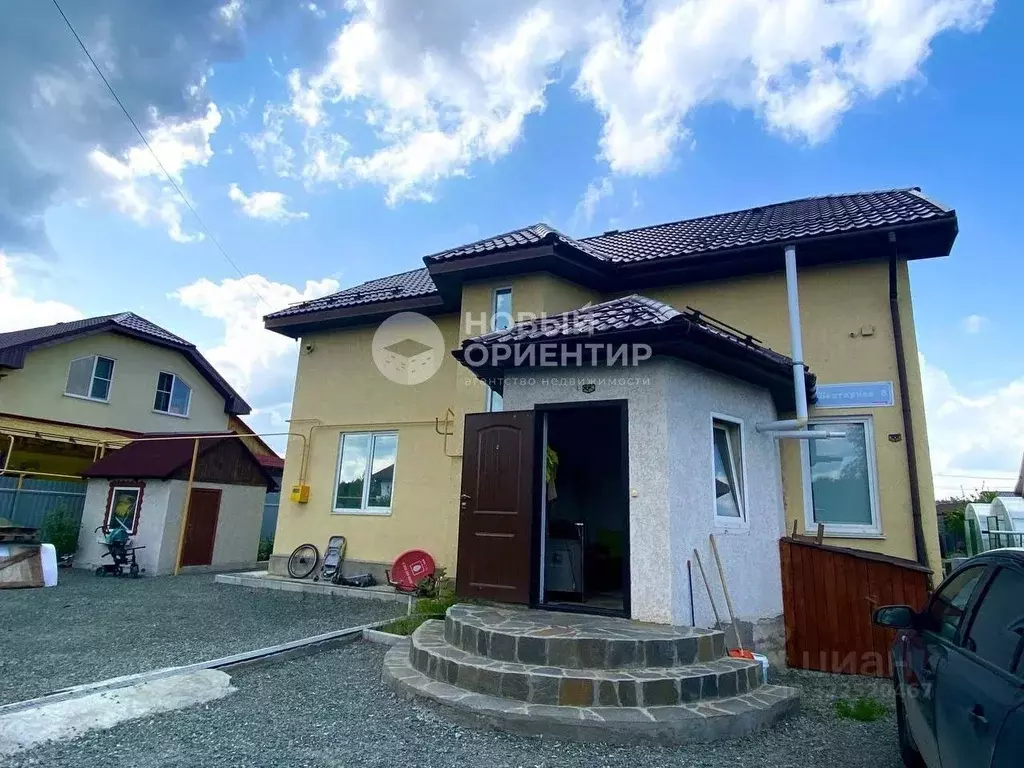 Дом в Свердловская область, Белоярский муниципальный округ, пос. ... - Фото 1