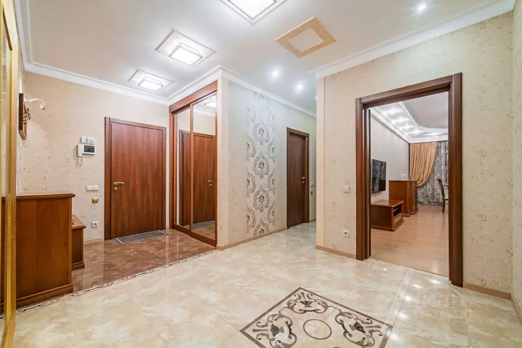 2-к кв. Санкт-Петербург Варшавская ул., 23к3 (86.8 м) - Фото 0