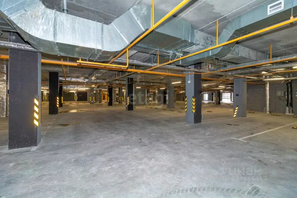 Гараж в Тюменская область, Тюмень ул. Тимофея Чаркова, 93 (13 м) - Фото 2