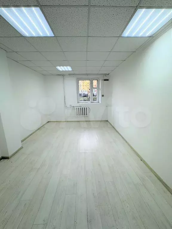 Кабинет, офис, 23 м, с мокрой точкой - Фото 1