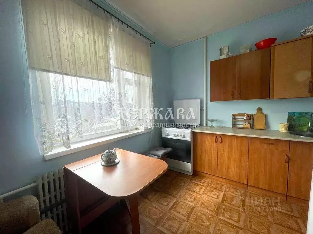 1-к кв. Белгородская область, Старый Оскол ул. Хмелева, 6 (38.0 м) - Фото 0