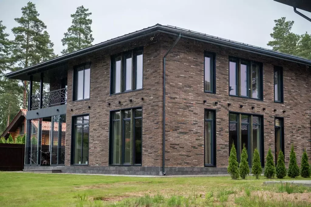 Дом в Ленинградская область, Сертолово Всеволожский район, Медное ... - Фото 1