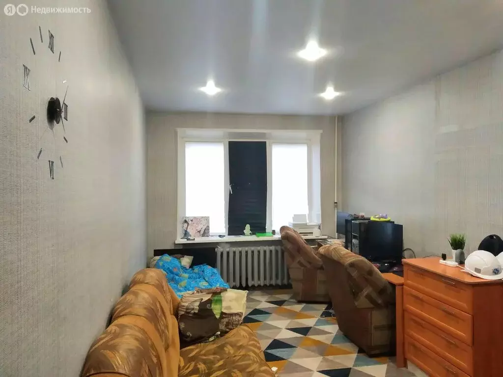 1-комнатная квартира: Новомосковск, улица Шахтёров, 33/33 (31 м) - Фото 0