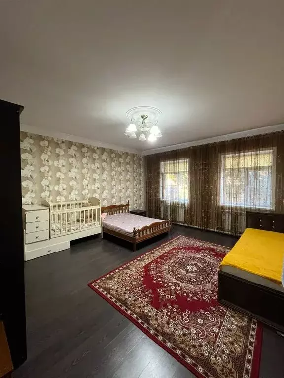 Дом в Дагестан, Дербент ул. 1-я Линия, 9 (150 м) - Фото 0