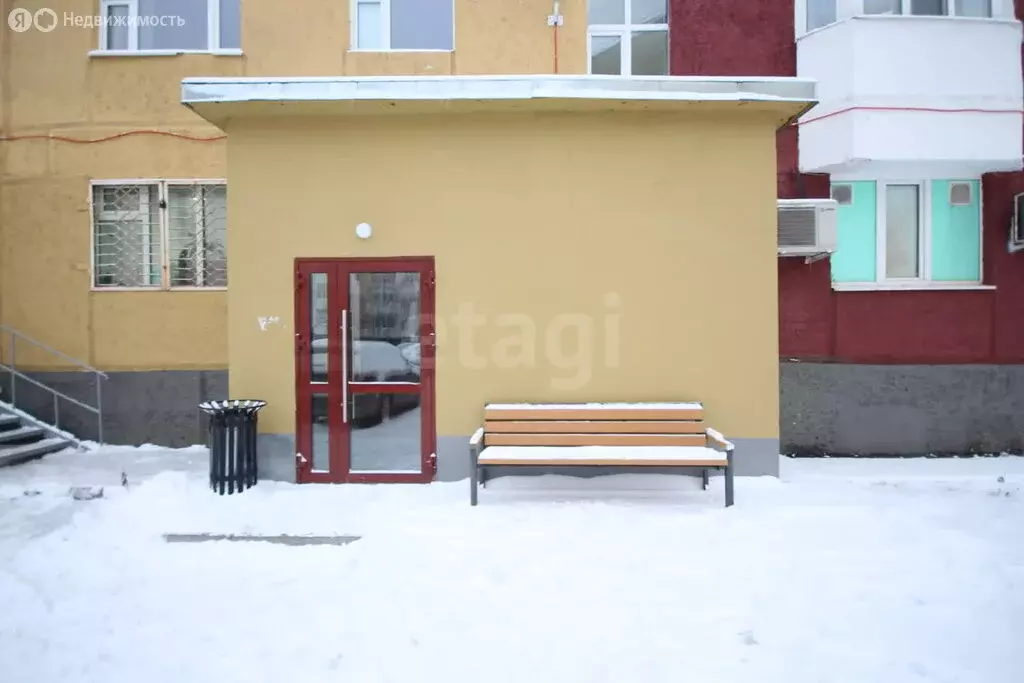 1-комнатная квартира: Новый Уренгой, улица Геологоразведчиков, 16Б ... - Фото 1