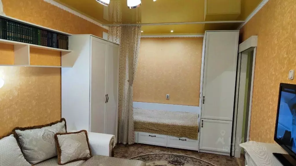 1-к кв. Татарстан, Набережные Челны ул. Раскольникова, 42 (35.0 м) - Фото 2