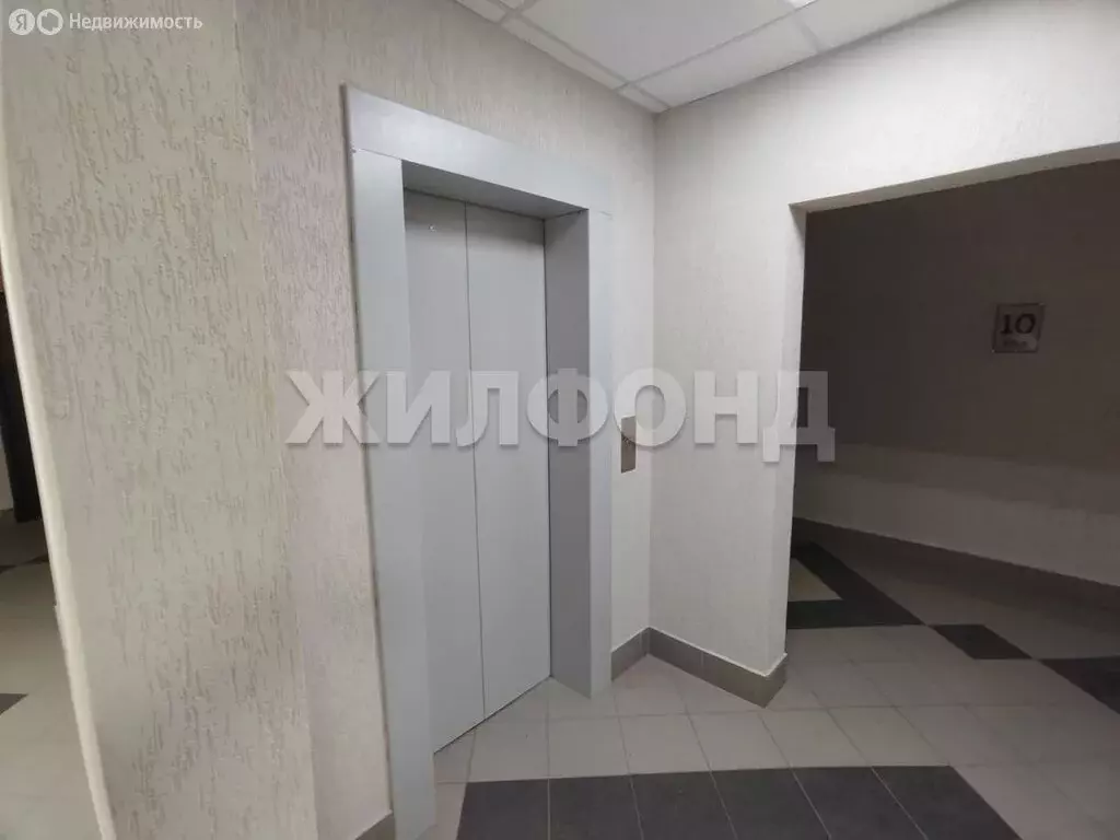 2-комнатная квартира: Абакан, улица Кирова, 214 (55 м) - Фото 2