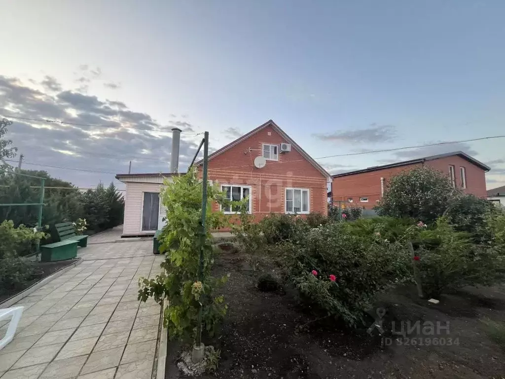 Дом в Краснодарский край, Ейский район, с. Кухаривка Одесская ул. (155 ... - Фото 2