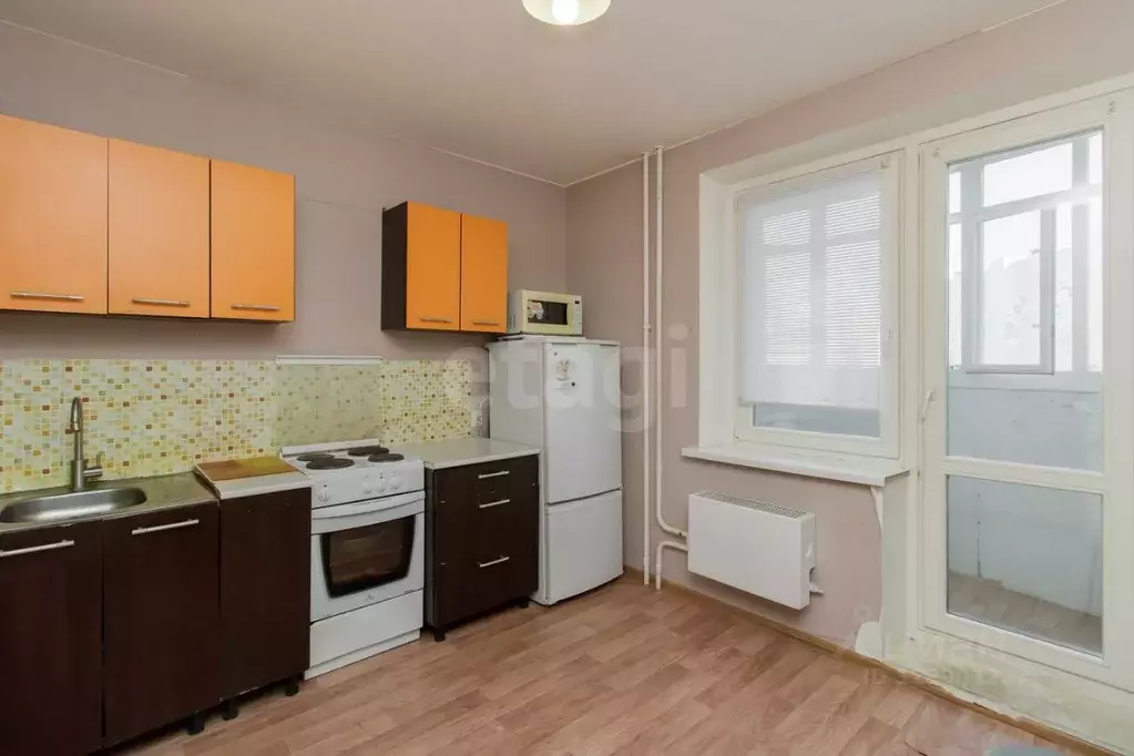 2-к кв. Тюменская область, Тюмень ул. Александра Митинского, 5 (58.8 ... - Фото 1