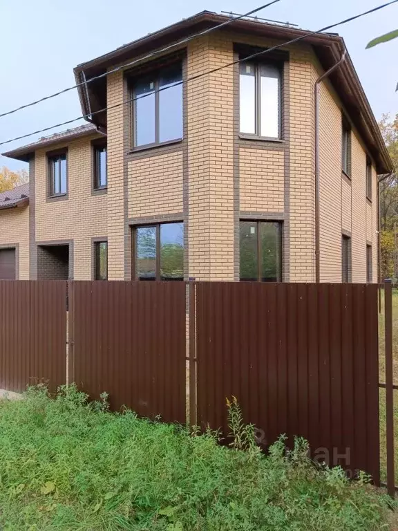 Коттедж в Марий Эл, Медведевский район, Знаменское с/пос, пос. ... - Фото 2