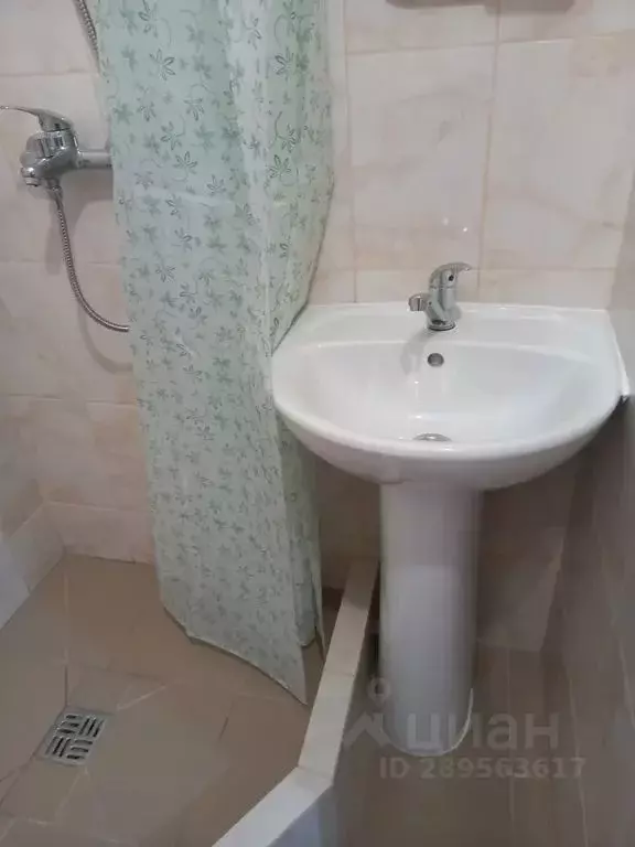 Комната Краснодарский край, Анапа Краснодарская ул., 57 - Фото 2