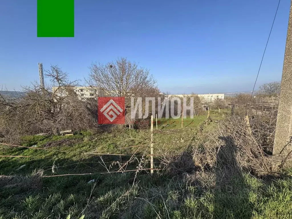 Участок в Севастополь с. Фронтовое, ул. 345-й Дивизии, 26 (9.0 сот.) - Фото 2