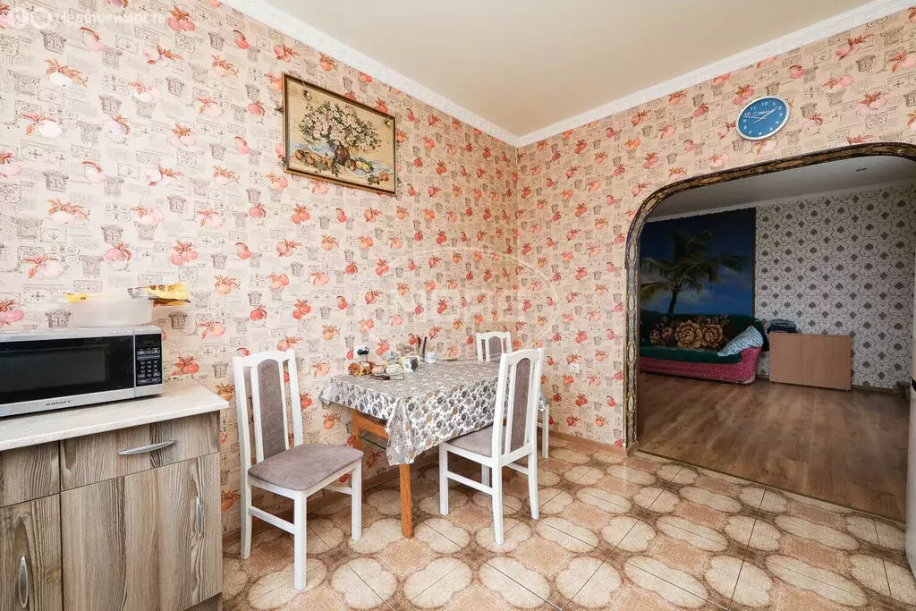 Дом в посёлок Константиновка, Сиреневая улица, 9Б (244 м) - Фото 1