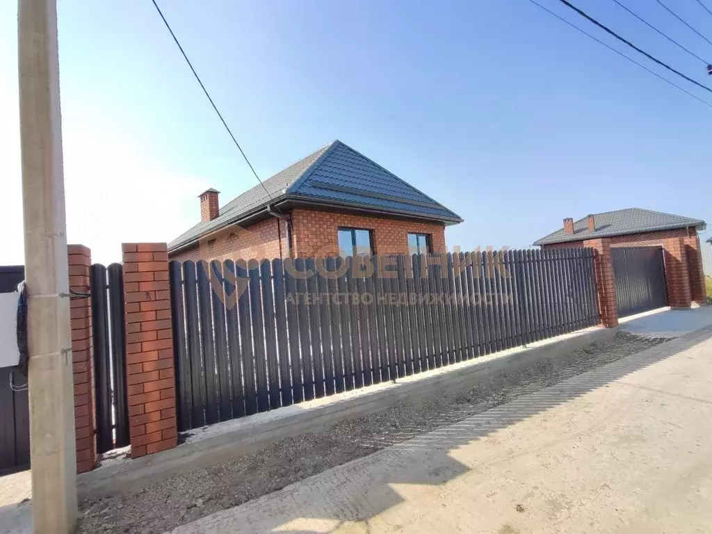 Дом в Адыгея, Тахтамукайский район, Энемское городское поселение, ... - Фото 2