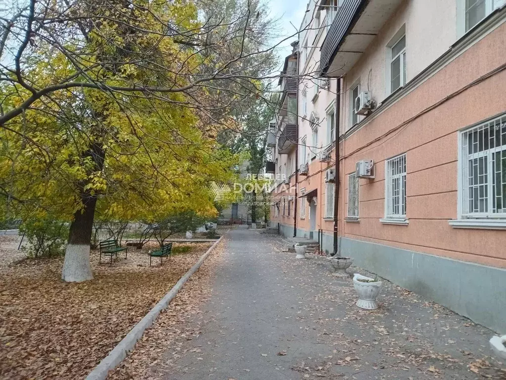 2-к кв. Ростовская область, Новочеркасск ул. Петрова (50.0 м) - Фото 1