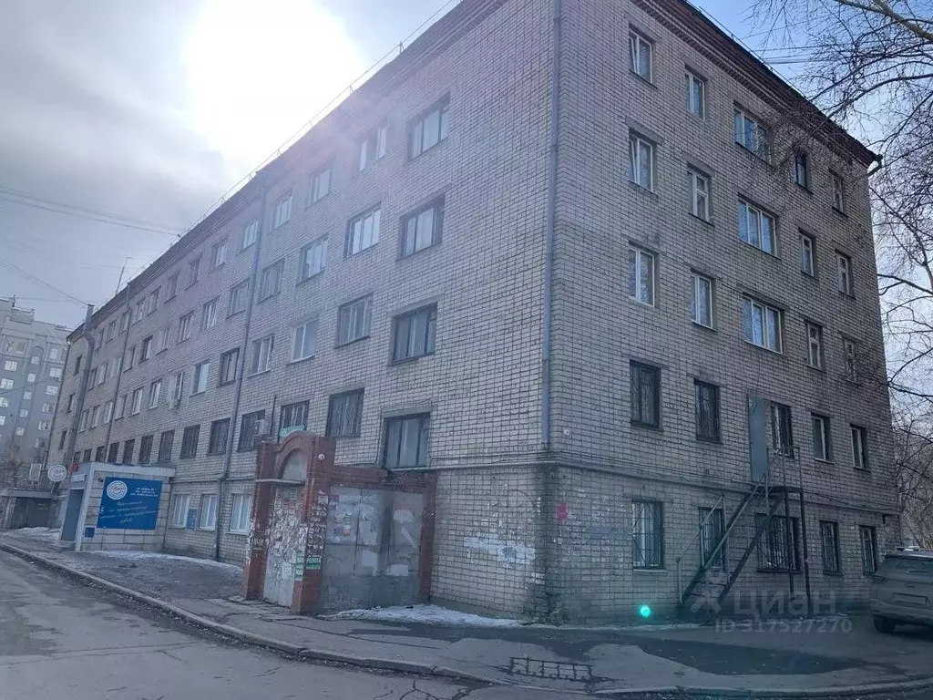 Помещение свободного назначения в Свердловская область, Екатеринбург ... - Фото 1
