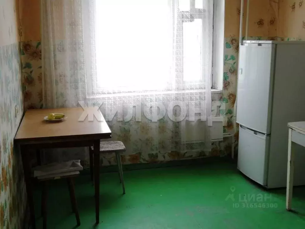 1-к кв. Новосибирская область, Искитимский район, Линево городское ... - Фото 1