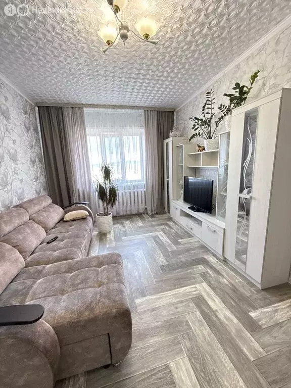 2-комнатная квартира: Нерюнгри, Южно-Якутская улица, 38 (60.7 м) - Фото 2
