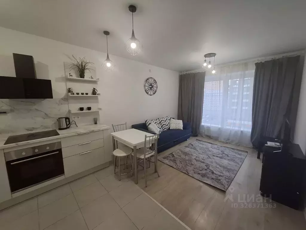 2-к кв. Московская область, Люберцы ул. Летчика Ларюшина, 10 (38.0 м) - Фото 1