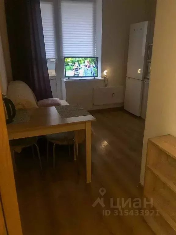Комната Санкт-Петербург пос. Песочный, Садовая ул., 90 - Фото 1