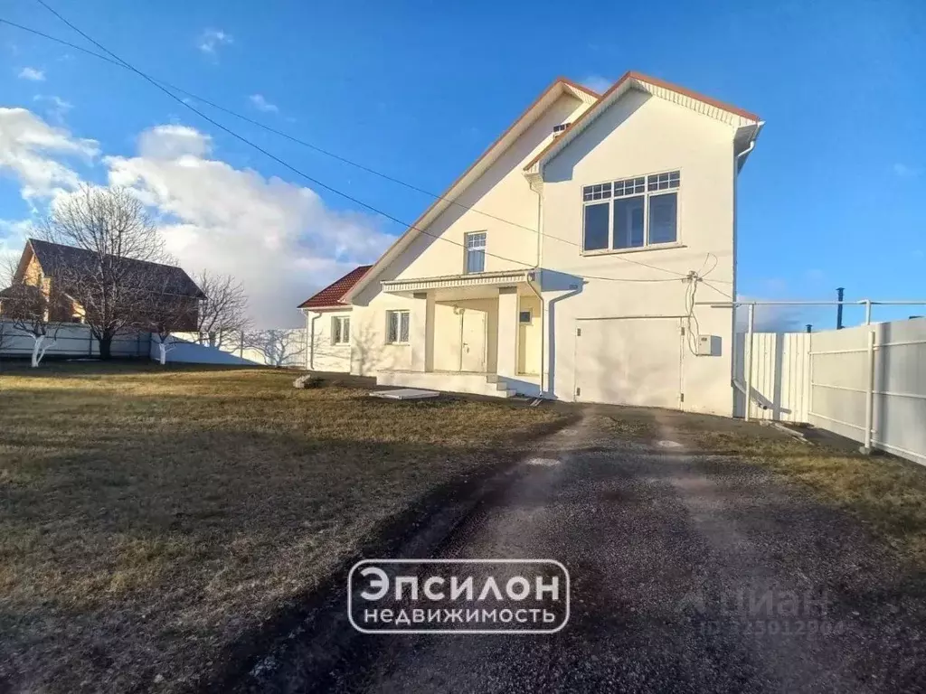 Дом в Курская область, Курский район, Новопоселеновский сельсовет, д. ... - Фото 1