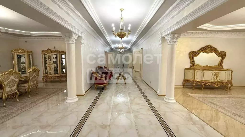 Дом в Чеченская республика, Грозный ул. Челюскинцев, 9 (500 м) - Фото 0
